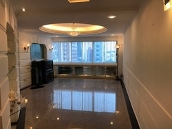 Lucky Plaza (D9), Apartment #225261411